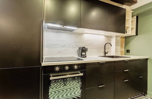 Arsenal Apartment | Typical Parisian Apartment in Le Marais#4 pers