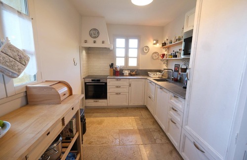 Caumont-sur-Durance House | typical provencal farm 18ème in gordes, luberon area in provence with great charm with magnificent view, ideal for family or friends reunions - 12 persons