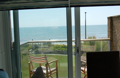 Tywyn House | Tywyn Beach House in Tywyn