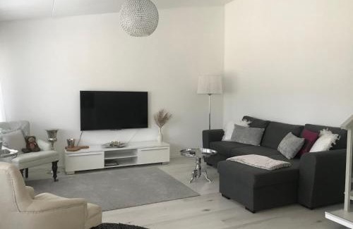 Lohja Apartment | Tyylikäs rivitaloasunto Lohjalla