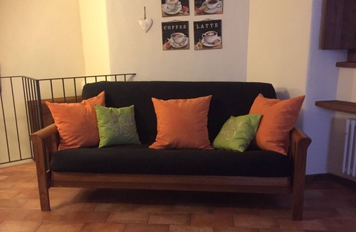 La Salle Apartment | Tzambra de Jean, warm and welcoming apartment