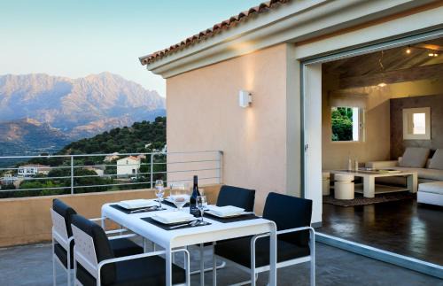 Santa-Reparata-di-Balagna Villa | U CASALE