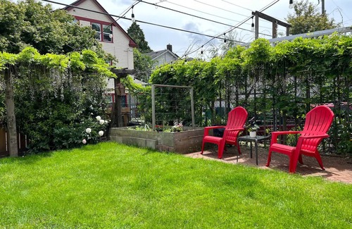 University District House | U-District Warmth 8 mins walk from UW