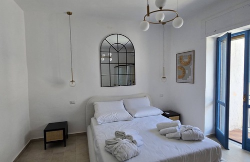 Castel Morrone Hotel | 'U DUCAL PALACE