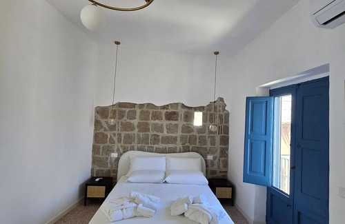 Castel Morrone Hotel | 'U Fusar