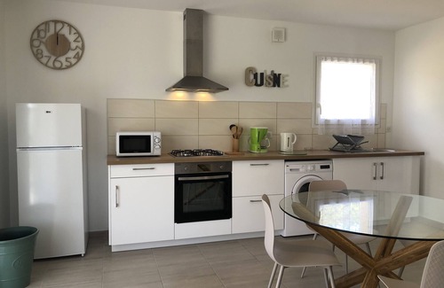 Ajaccio House | U Sole first floor of a villa with communal swimming pool