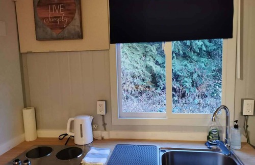 Powell River Apartment | U12 Seaside Serenity: Seal Bay Glamping Retreat(2)