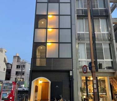 Uchi Machi Apartment | uchimachi301 しげの里リノベーション94平方メートルJR高松駅14分ことでん片原町駅3分メゾネットペントハウス