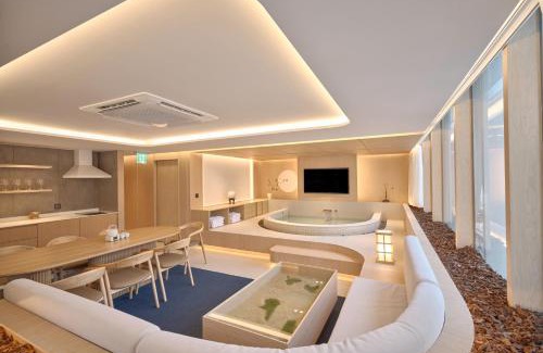 Yeoksam Hotel | UH Suite The Gangnam
