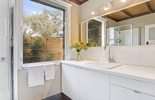 Chewton Bushlands House | Ukamirra -magic views in private bush setting