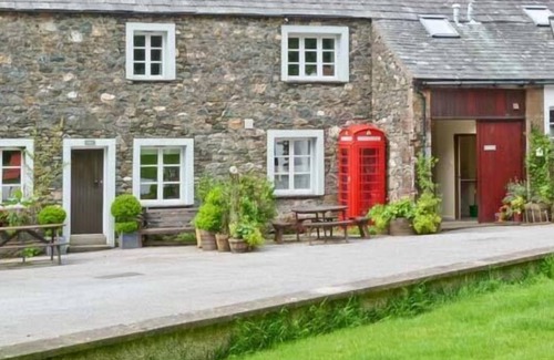 Keswick Cottage | ULDALE, pet friendly, character holiday cottage in Bassenthwaite