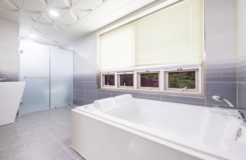 Ulsan Hotel | Ulsan Yeongnam Alps Dragonfly
