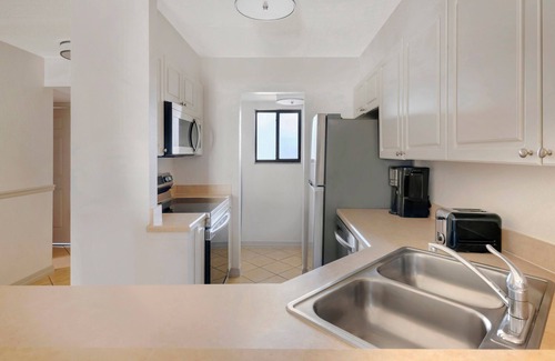 Florida Central Atlantic Coast Apartment | Ultimate Adventure in Florida! 2 Great Units, Near Disney's Animal Kingdom