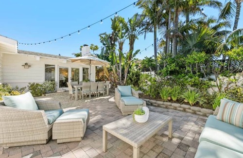 Olde Solana Beach House | Ultimate Beach Retreat - Steps to Beach, Private Pool/Spa