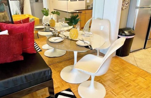 Downtown Atlanta Condo | Ultimate Downtown Experience! No car needed