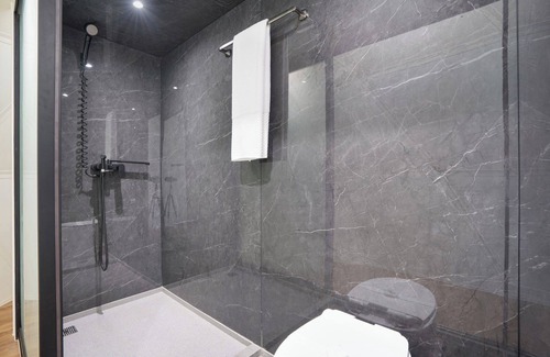 Potrero Hotel | Ultimate Getaway! Private Jacuzzi, Game Room, Pool, Near Beaches, A/C