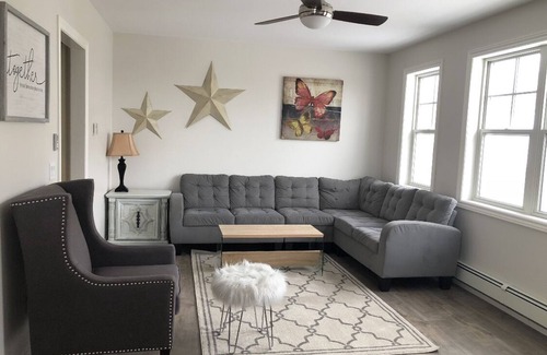 Feversham Apartment | Ultimate Getaways or Hikers' Retreat