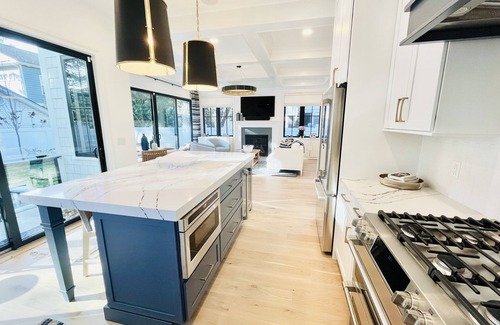 South Rehoboth House | Ultimate in Luxury with Private Pool, walk everywhere in town!