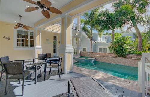 Bay Esplanade House | Ultimate Island Getaway - Monthly Beach Rental