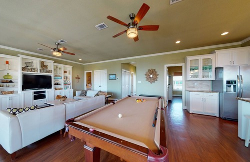 Port Bolivar House | Ultimate | Ocean Views | Game Room | Dog Haven
