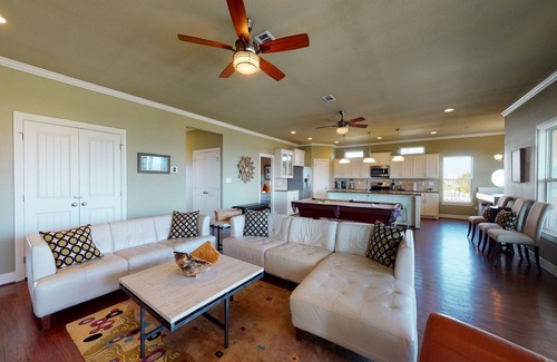 Port Bolivar House | Ultimate | Ocean Views | Game Room | Dog Haven