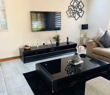 Montana Villa | Ultimate Sky-3 bedroom villa
