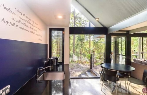 Broulee Villa | Ultimate Spa Bower - The Ultimate Spa Bower for a couple