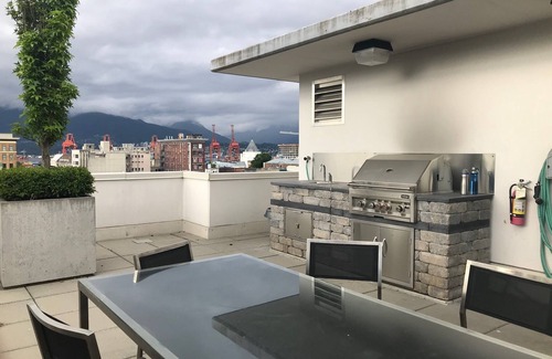 Chinatown Condo | Ultimate Urban Experience in Downtown Vancouver, BC
