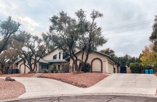 Chinatown Villa | Ultimate Vegas Villa Retreat