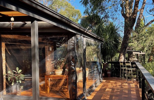 Upper Sturt House | Ultra Dog Friendly Accommodation