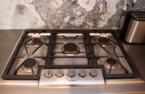 Little Italy Condo | Ultra High-End Condo Designed by Lenny Kravitz in Hottest Area of NYC (Nolita)