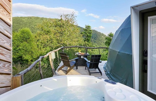 Canton Cabin | Ultra Luxe Dome With Hot Tub and Premium Mountain View