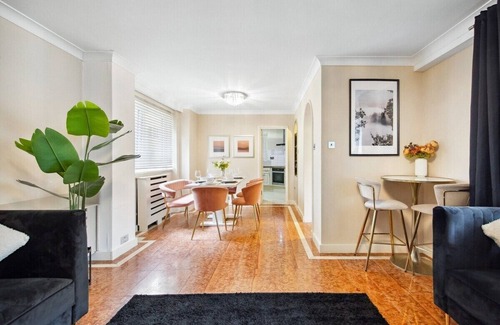 Knightsbridge Apartment | Ultra Luxury 4Bed 3Bath Knightsbridge Home Harrods