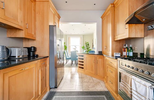 Belgravia House | Ultra Luxury 6 Bed Mansion Opposite Buckingham Palace with AC