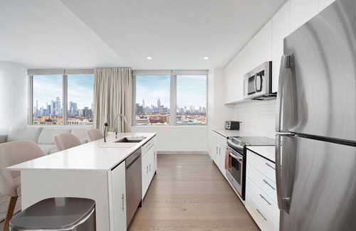 Hoboken Apartment | Ultra Luxury Apt - Panoramic NYC View - Minutes to City