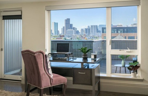River North Art District Apartment | Ultra Luxury Loft I Fireplace I Rooftop I RiNo