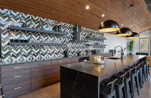 Lake Lure House | Ultra-Modern Mountain Luxury Retreat on Lake Lure | Sleeps 12+