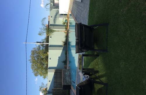 Robertsham House | Ultra modern and luxurious self catering villa- safe and secure, central