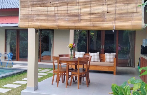 Penestanan House | Umah Landuh, Spacious and comfortable private house near Ubud city