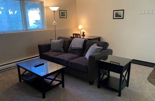 Campbell Park Condo | UMed Retreat II