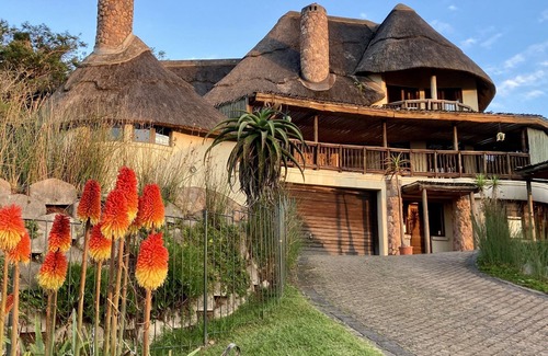 Assagay Cabin | ★ uMfula Lodge - In a secure Private SAFARI Park ★