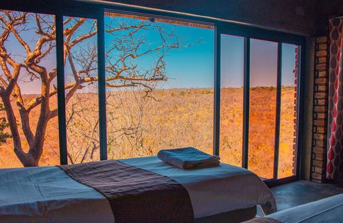 Victoria Falls Villa | Umhambi Villa