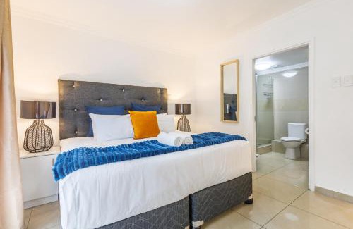 Umhlanga Ridge Apartment | Umhlanga Oasis - 3 Bed Elegant & Spacious Umhlanga Apartment Rooftop Pool and Braai