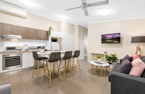 Umina Beach House | Umina Myrtle Bungalow Sleeping 4 Guests