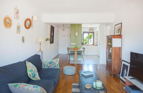 Saint-Victor Apartment | Un balcon sur Notre Dame