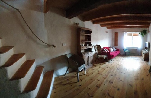 Le Puy-en-Velay Apartment | Un charmant F2 pour les voyageurs et les pèlerins!