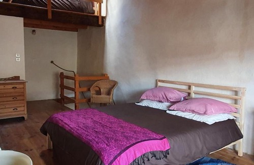 Le Puy-en-Velay Apartment | Un charmant F2 pour les voyageurs et les pèlerins!