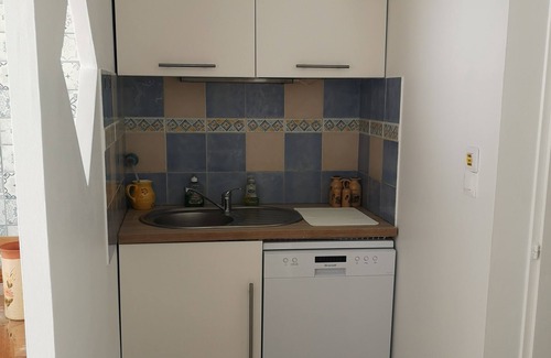 Greoux-les-Bains Cottage | "Un Jardin en Provence"