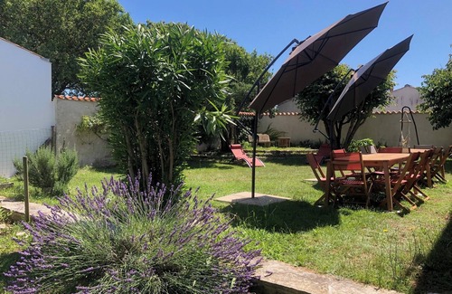 La Cotiniere House | Un Jardin à la Plage à Oléron. 4 Personnes