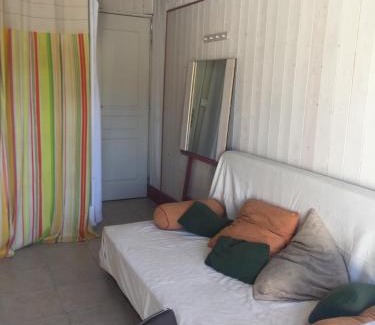 Coudoux Apartment | un nid en provence